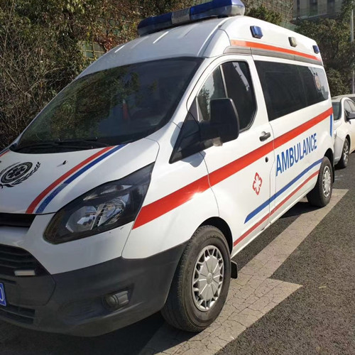 钦北品质救护车出租,为您的健康出行负责