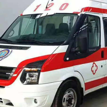 钦北非急救护送病人转院租赁救护车的优缺点对比